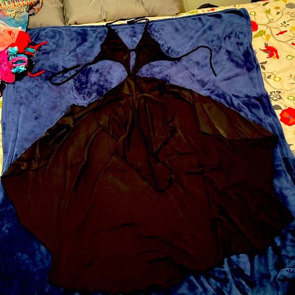 Dresse - Picture 1 of 2